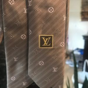 Men’s Louis Vuitton Silk Tie